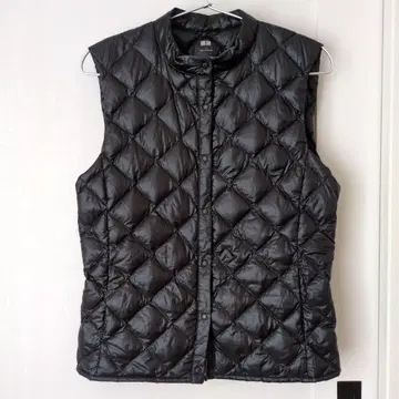 유니클로 울트라 라이트 다운 베스트 퀼팅 블랙