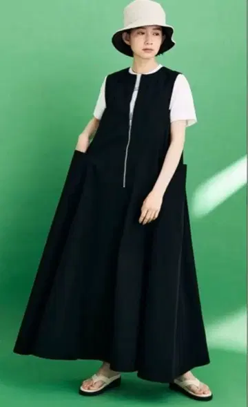 프론트 지퍼 플레어 원피스