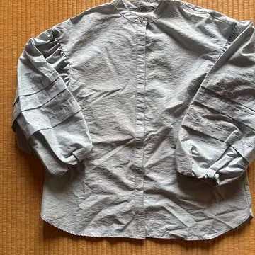 미러 오웬 벌룬 슬리브 셔츠