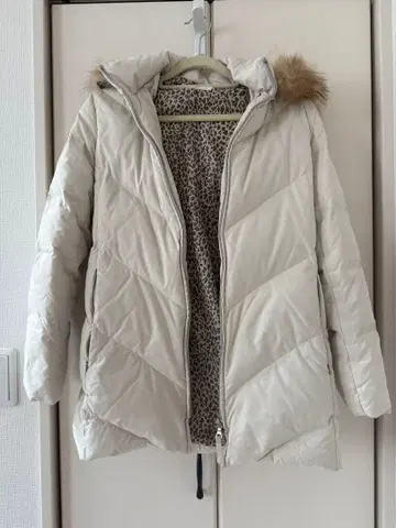 INED 이네드 숏 다운 코트 아우터