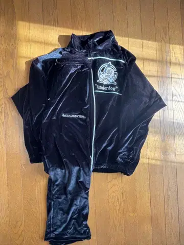 갈피 블랙 셋업 대형견