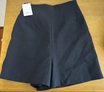 [ 미사용 택 포함 ] Louere 하이웨스트 숏팬츠 여성용 L 사이즈