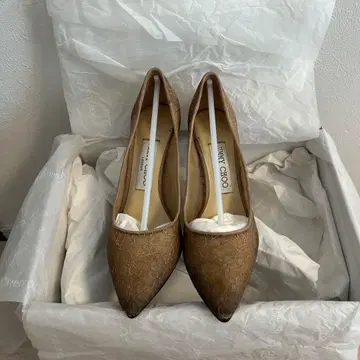 지미추 핑크 브라운 레이스 하이힐