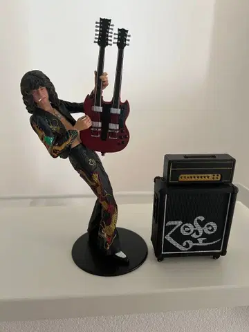 지미 페이지 피규어