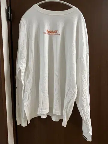 This is LAST 롱T셔츠 화이트