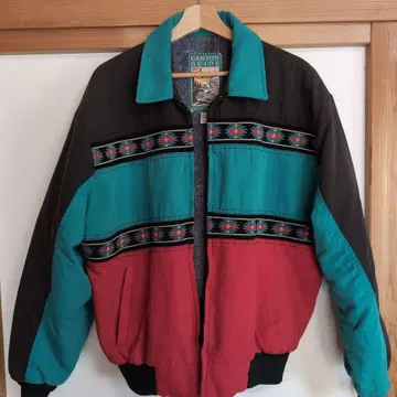 CANYON GUIDE 점퍼 L 사이즈