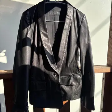 BASILE 28 블랙 가죽 자켓