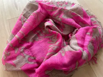 짐 톰슨 스카프