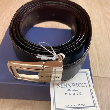 NINA RICCI 블랙 가죽 벨트