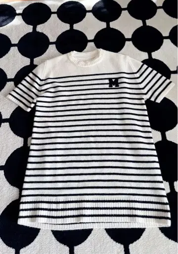 새상품 Mila Owen 미라 오웬 반팔 니트 튜닉/M 보더 무늬