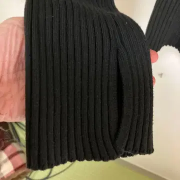AUNT MARIE'S 블랙 리브 편직 긴팔 스웨터