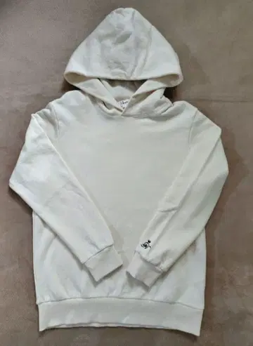 데셍 아이보리 후드 부착 후드티 S 사이즈 새상품급