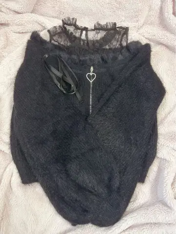 MARS 어깨 트임 샤기 니트