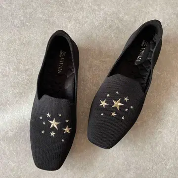 새상품급 [ 정가 1.9만 ] VIVAIA 로퍼 블랙스타 골드