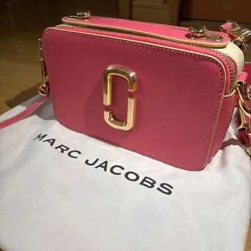 [ 새상품 미사용 ] MARC JACOBS 핑크 숄더백