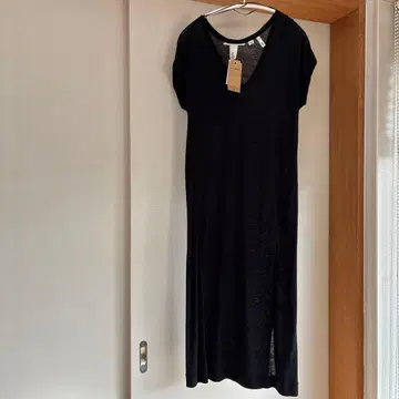 린넨 소재, 블랙 V넥 롱 원피스