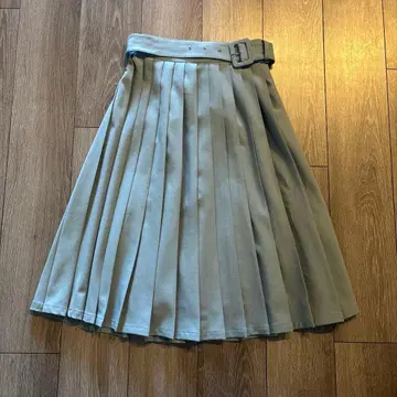 핀트 플리츠 스커트 미들 기장