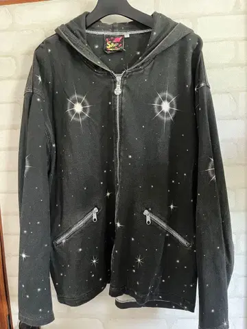 SPACE TRIBE (스페이스 라이브) 우주 패턴 후드티