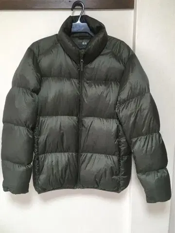 UNIQLO 울트라 라이트 다운 L 올리브 그린