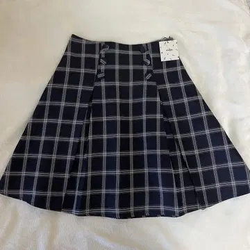 evelyn 네이비 체크 플레어 스커트