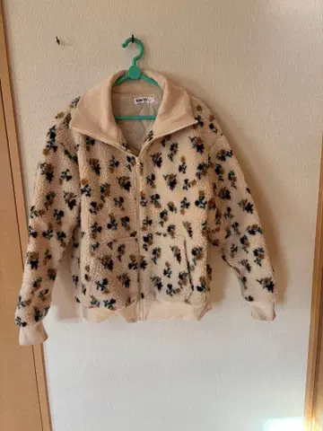 플리스 꽃무늬 집업 자켓