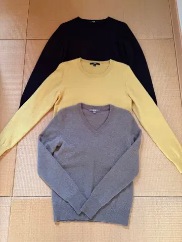 유니클로 캐시미어 니트 3종 세트 S 사이즈