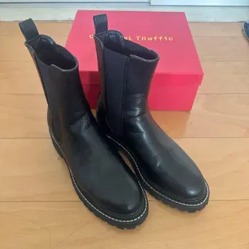 사이드 고어 부츠 블랙 가죽