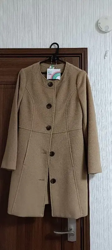 VICKY 베이지 퍼 울 코트