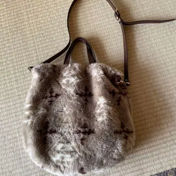 러셋 보아 숄더백