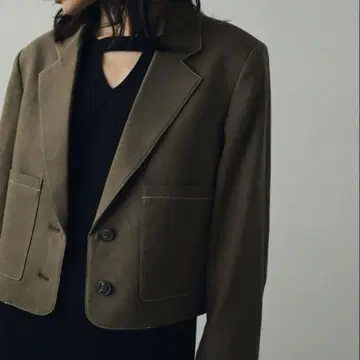 헤더 숏 자켓 올리브 색상 사이즈 38 anuke