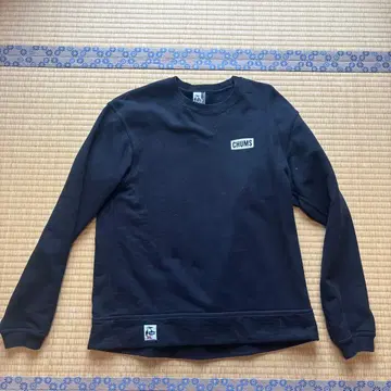 CHUMS 블랙 맨투맨 M 사이즈 백 프린트