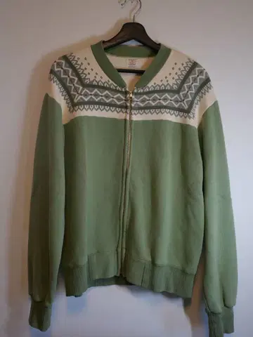 노르딕 무늬 지퍼 맨투맨 구제 의류