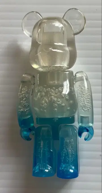 BE@RBRICK 베어브릭 시리즈 29 클리어 블루