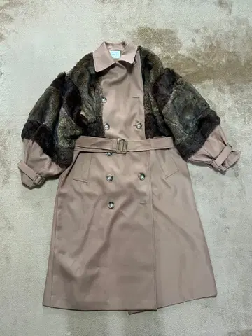 무루아 퍼 트렌치코트 롱 더블 트렌치 브라운