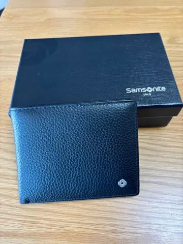 Samsonite 이단 접이식 지갑 블랙 가죽