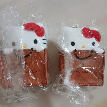 헬로키티 유나이티드 애로우즈 참 2개