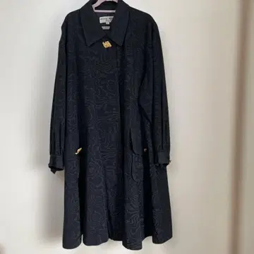 HANAE MORI 모리하나에 블랙 코트