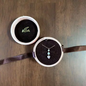 ADA 하트 모양 목걸이