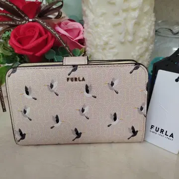 세일 (새상품급) 훌라 2단 지갑