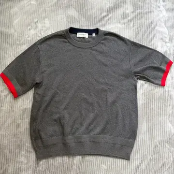 TOMORROWLAND 그레이/레드 반팔 스웨터