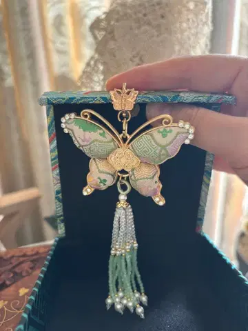 나비 디자인 백참