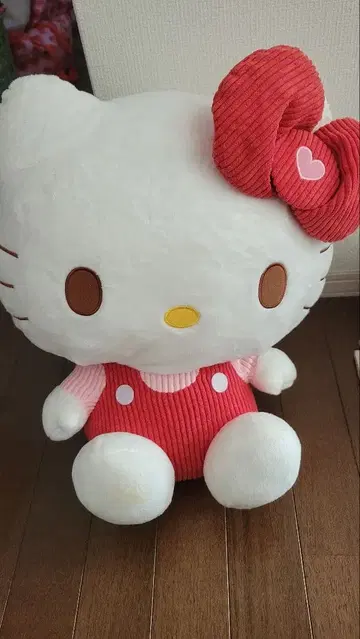 헬로키티 봉제 인형 빨간색