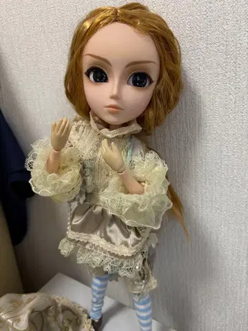 풀립 로맨틱 머드햇터 테얀