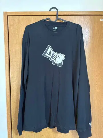 커비 x NEWERA 콜라보 긴팔 T셔츠 XL