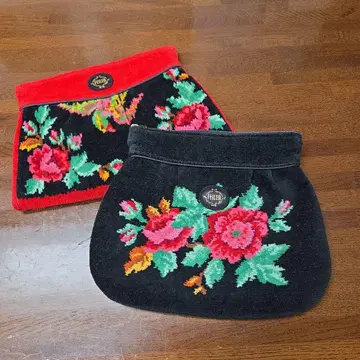 FRELI 플라워 자수 파우치 빨간색과 블랙