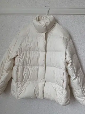UNIQLO 다운 자켓 XS 사이즈