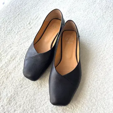 SAYA pas de chat 24cm 블랙 천연 가죽 플랫슈즈