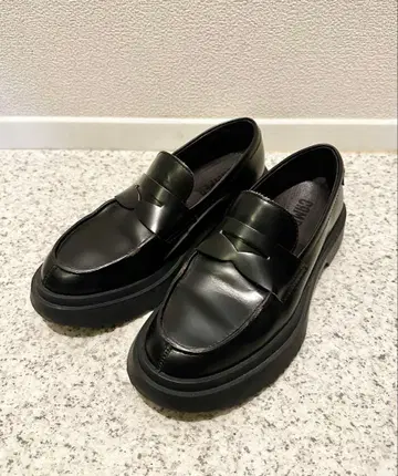 새상품급! CAMPER 캠퍼 WALDEN 가죽 로퍼 블랙 38