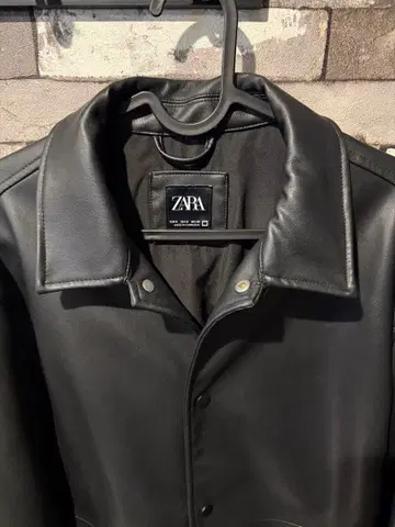 ZARA 블랙 가죽 자켓