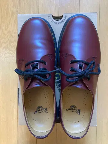 닥터마틴 3홀 25cm 체리 레드